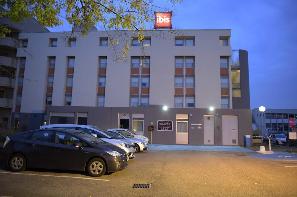 Ibis Gerland Merieux Hotel 3*